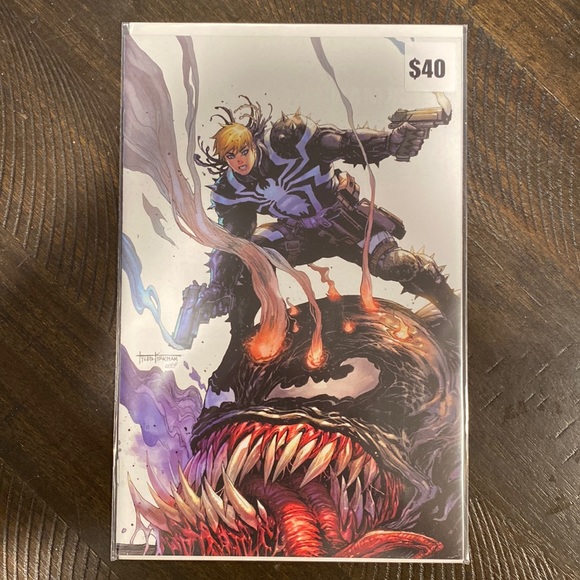 Venom #29 Secret Rare Virgin Variant - Picture 1 of 1